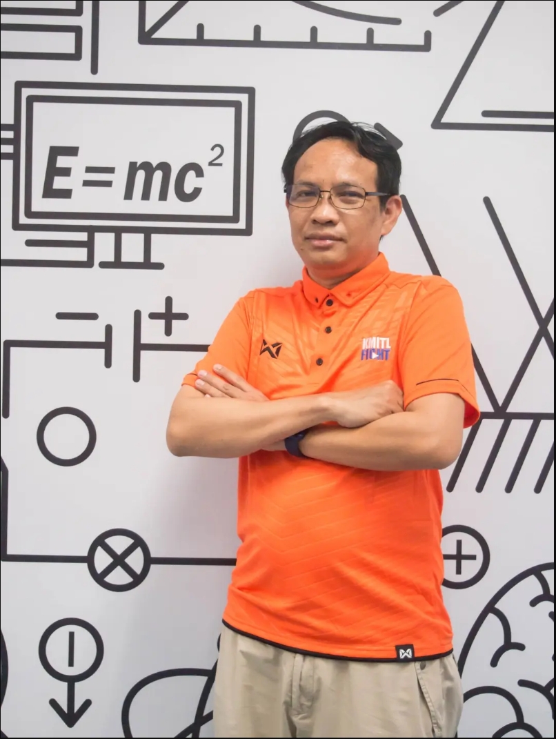 รศ.ดร.เชรษฐา รัตนพันธ์
